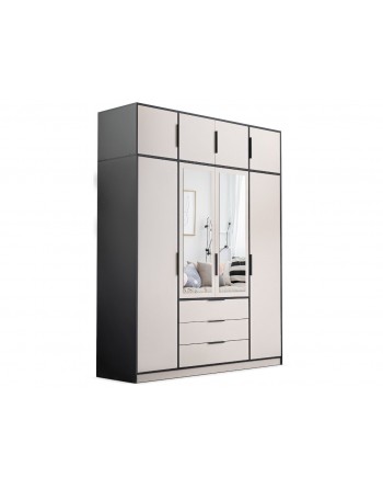Viertüriger Kleiderschrank mit...